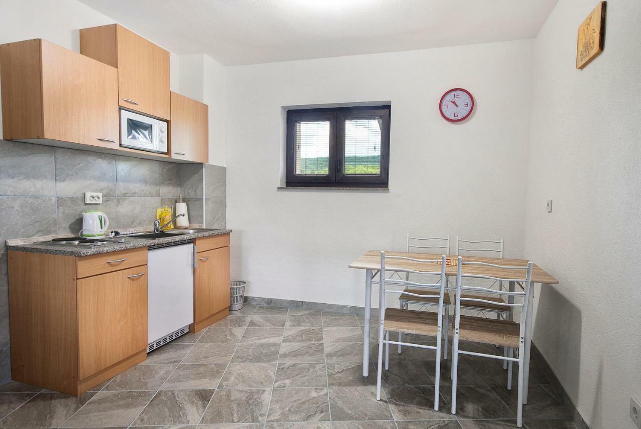 Apartments Matko Rakovica Luaran gambar