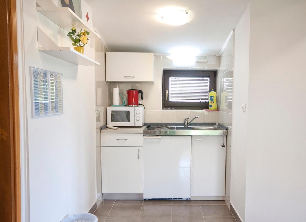 Apartments Matko Rakovica Luaran gambar